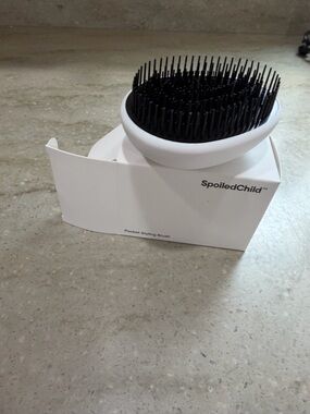 Spoiled White Pocket Styling Brush